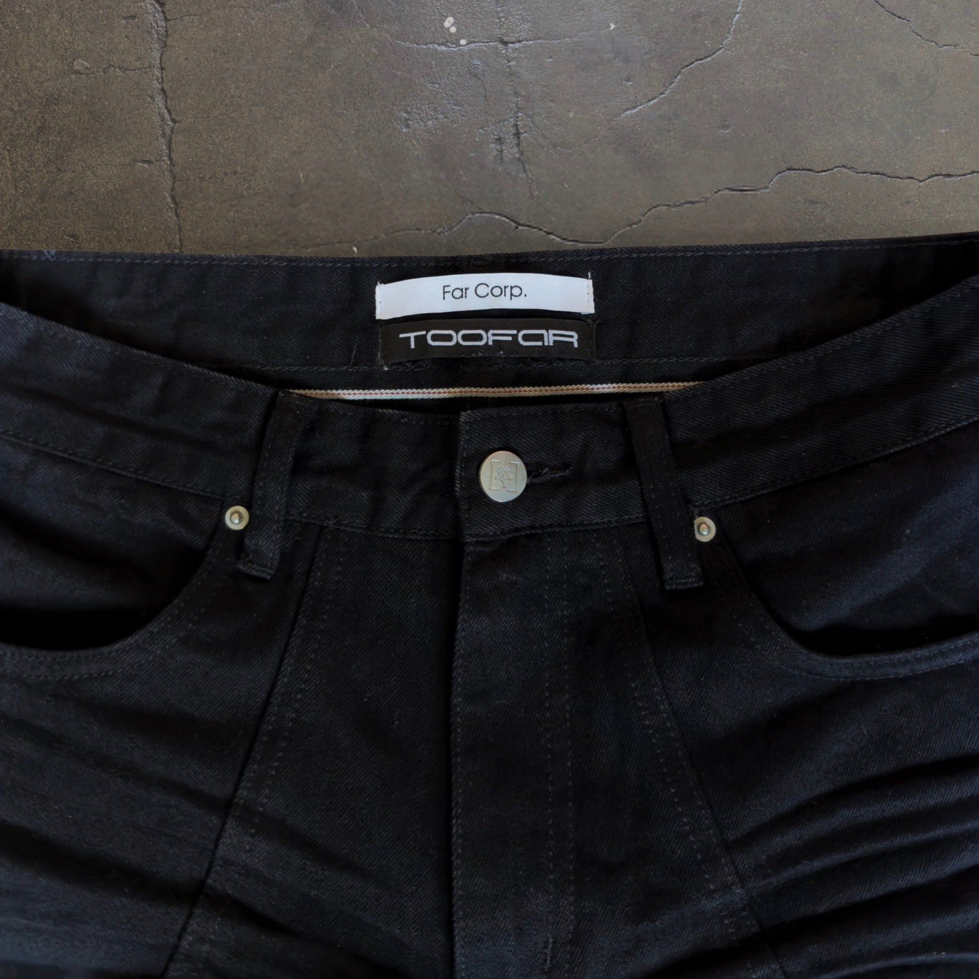 Headquarters Denim // Carbon (PREORDER)