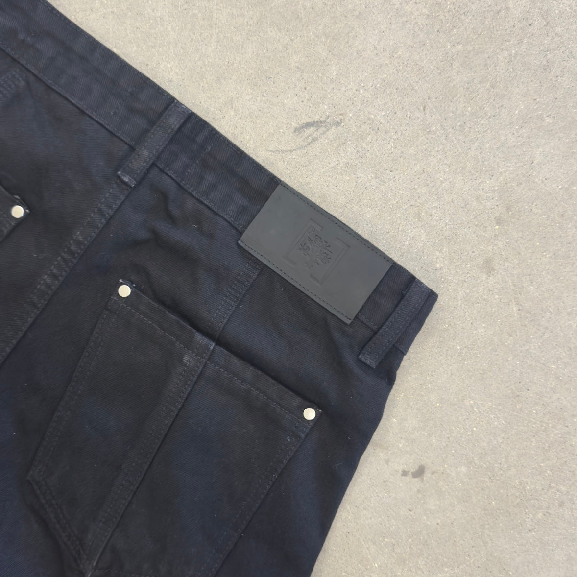 Headquarters Selvedge Denim (preorder) – toofar Headquarters Selvedge Denim (preorder) – toofar