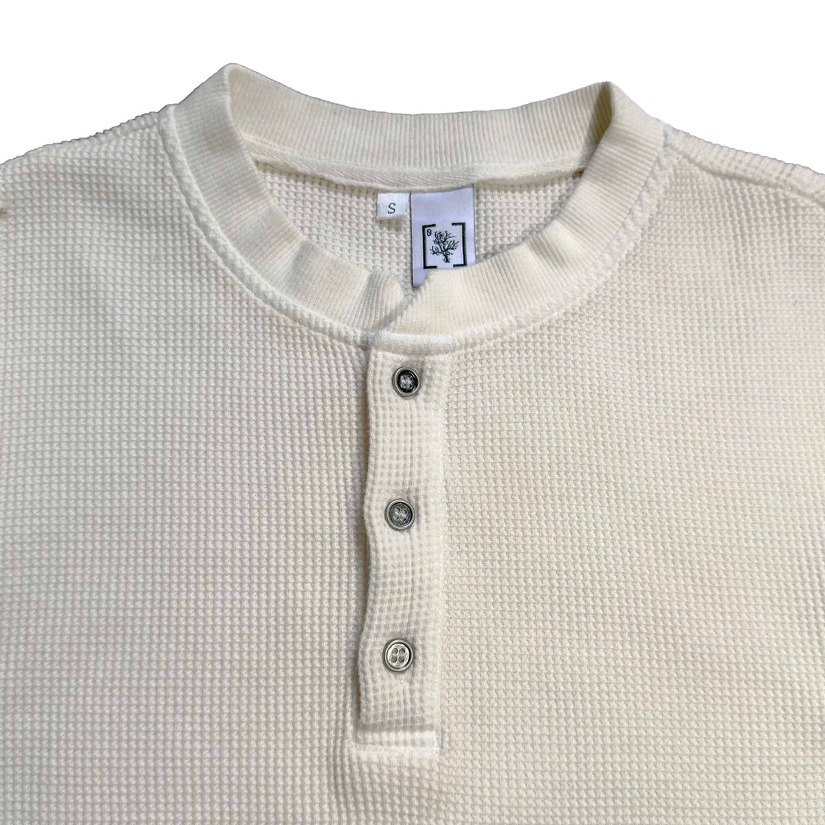 [Sand] Cabin Henley