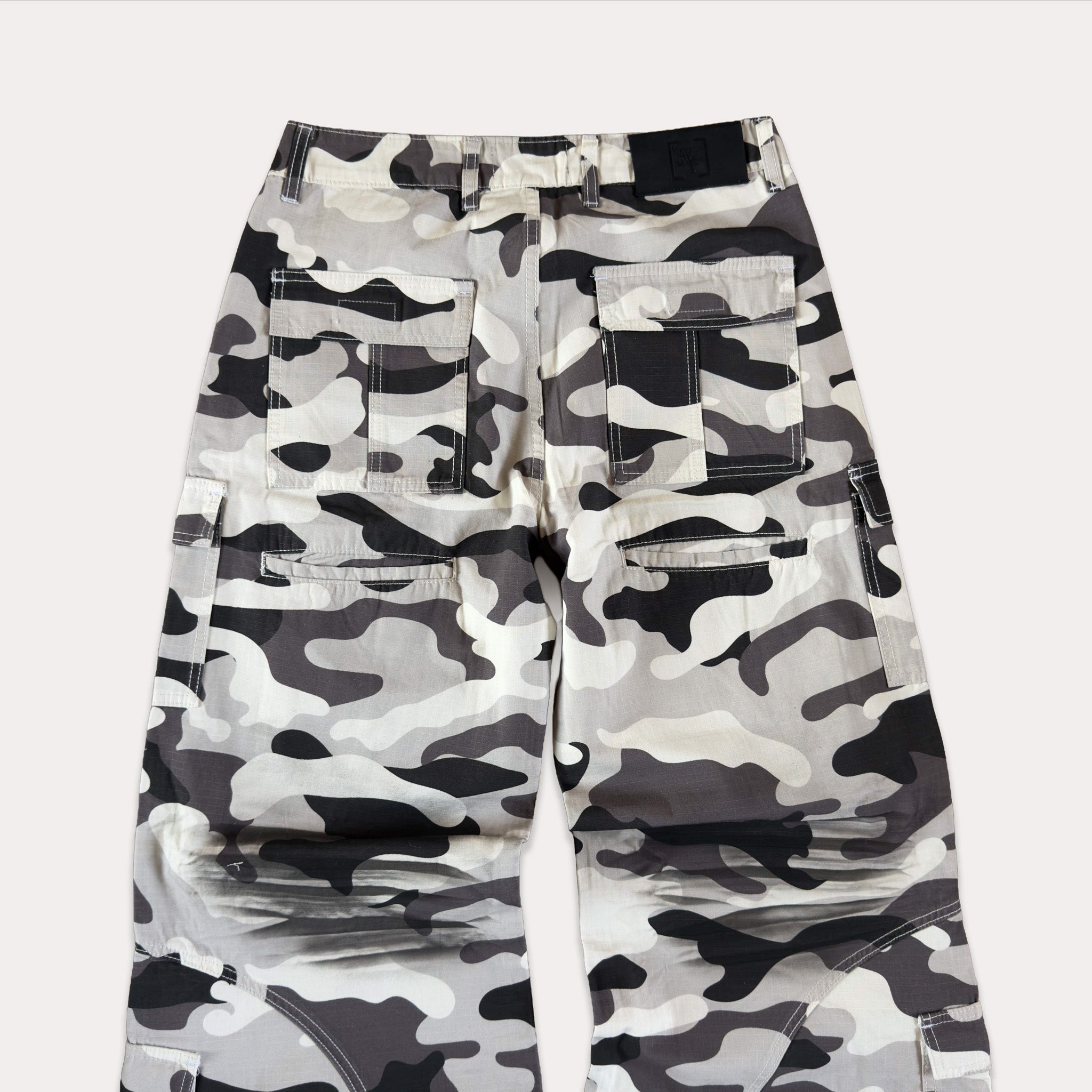 TUNDRA CARGOS