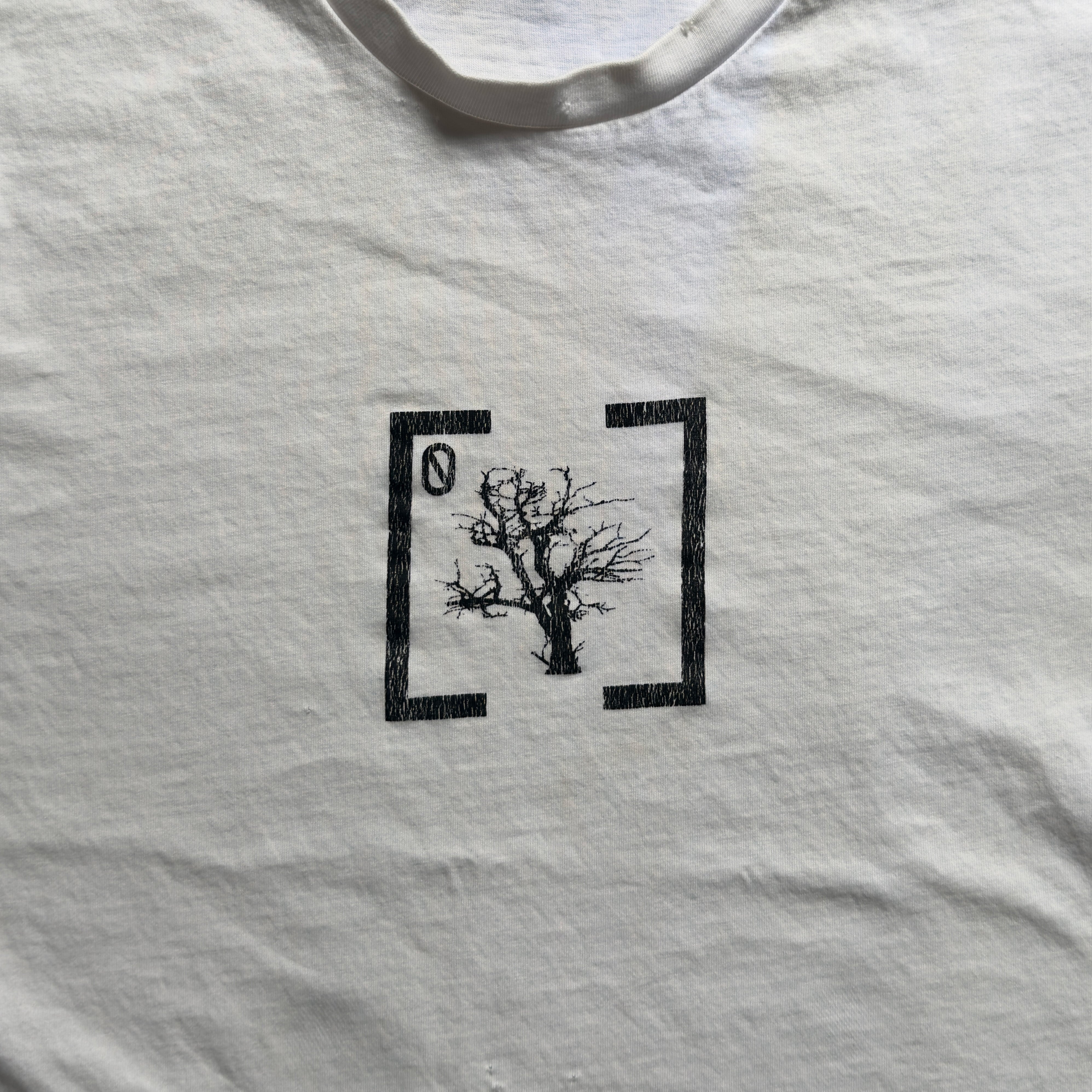 [white] Logo Tee